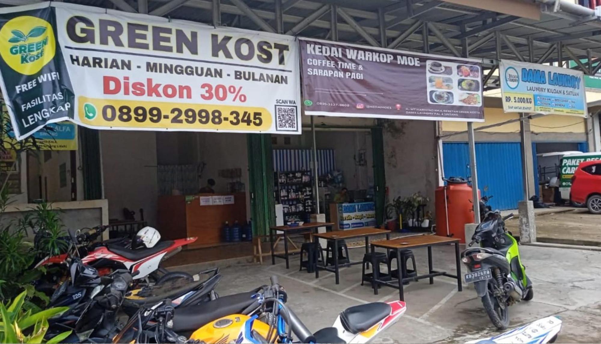 Greenkost Hostel Sintang Luaran gambar